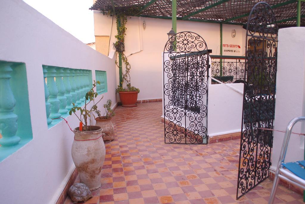 La Colombe Blanche Hotel Moulay Idriss Bagian luar foto